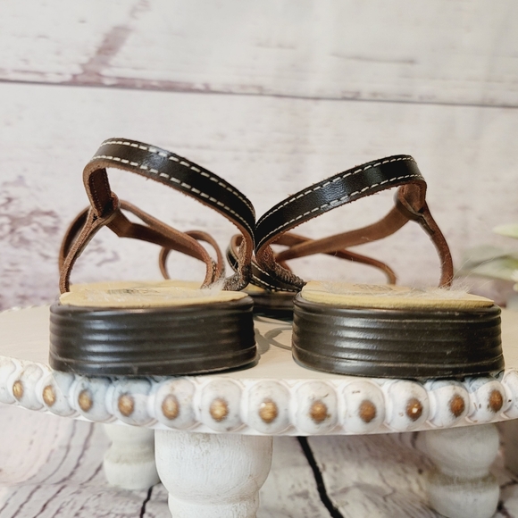 Montego Bay Club Leather Collection Brown Strappy Sandal Size 7 - Picture 8 of 12